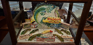 canepole008001.jpg